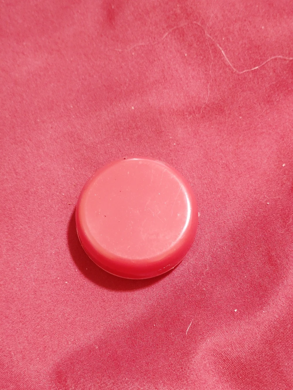 Red Velvet Ring Display Simple - Unbranded